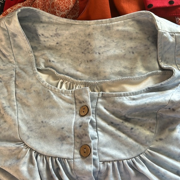 Cute tank top - Picture 7 of 8